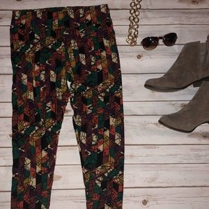 LuLaRoe Tall & Curvy leggings